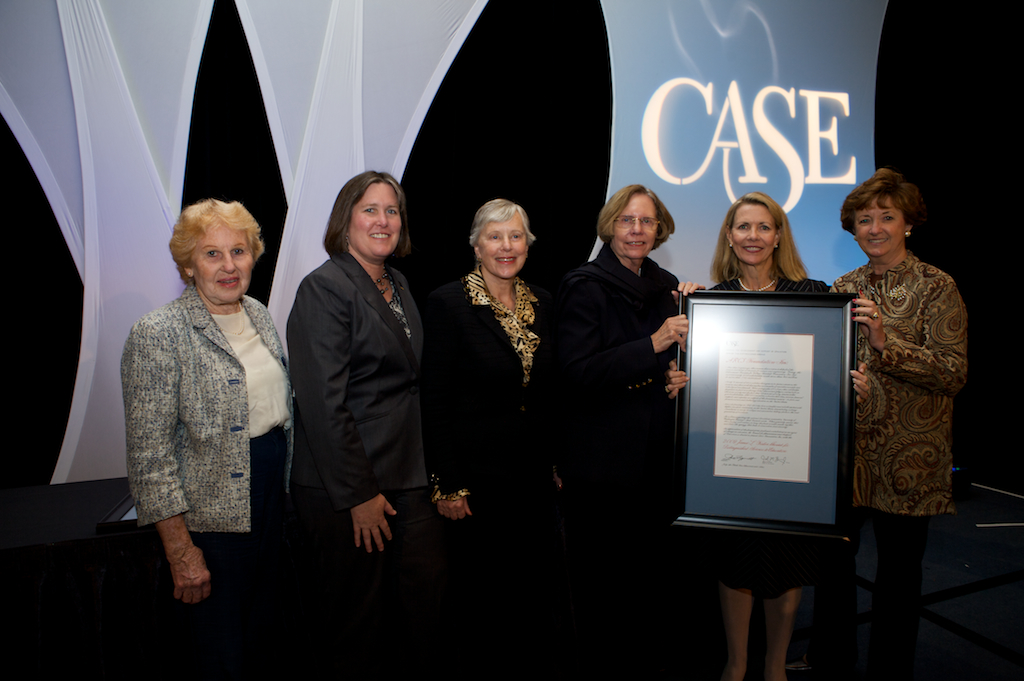 2009 Council for Advancement and Support of Education (CASE) presents the James L. Fisher Award 