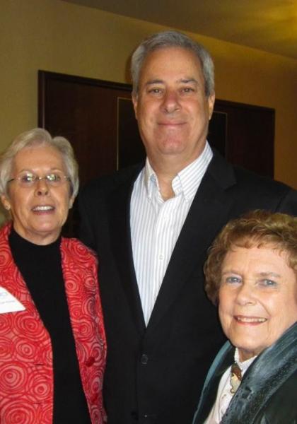 Speaker Eric Reiman, M.D. with Event Chairs Dr. Lis Fannin & Carol Craig.
